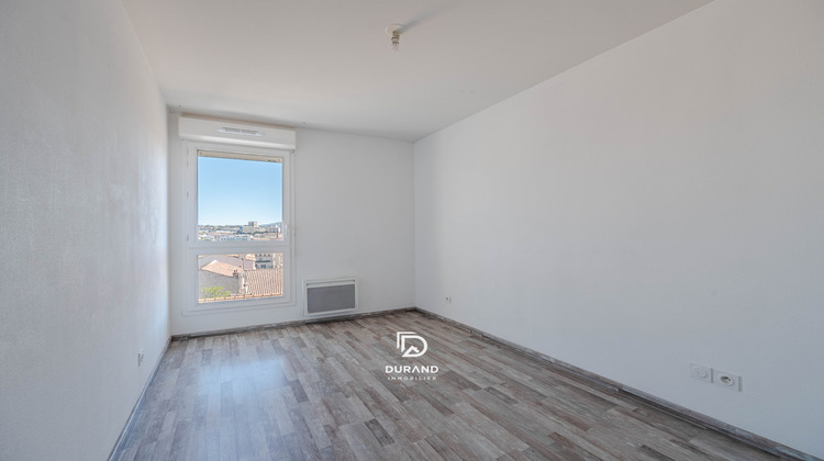 Ma-Cabane - Vente Appartement Marseille, 64 m²