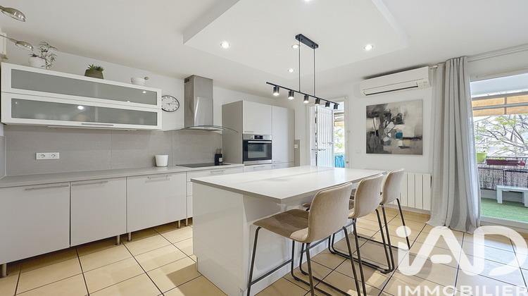 Ma-Cabane - Vente Appartement Marseille, 77 m²