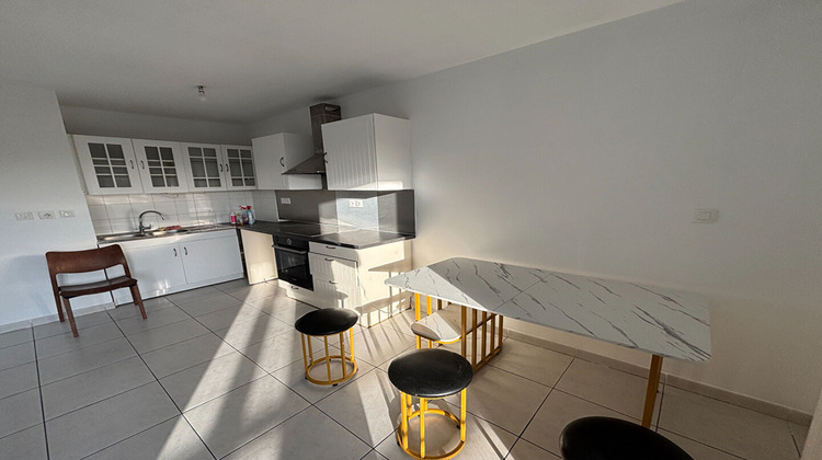 Ma-Cabane - Vente Appartement MARSEILLE 14, 66 m²