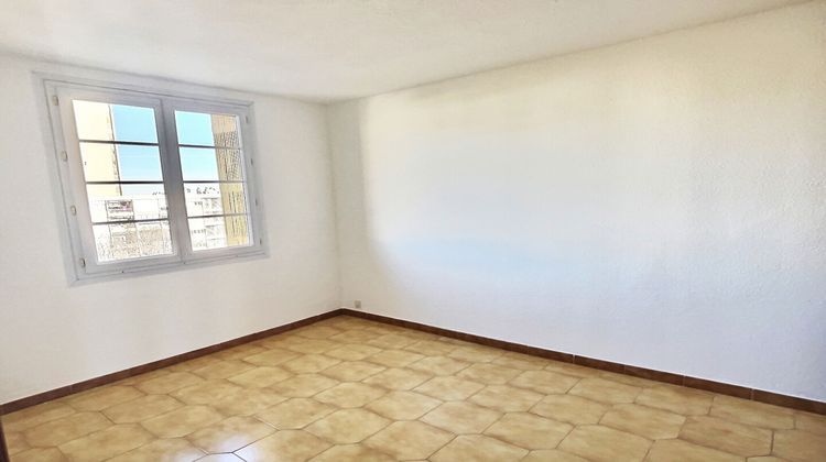 Ma-Cabane - Vente Appartement MARSEILLE 15, 60 m²