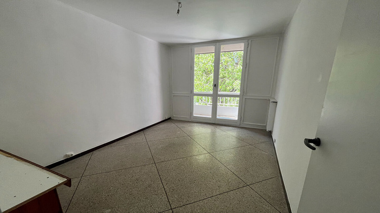 Ma-Cabane - Vente Appartement MARSEILLE 15, 92 m²