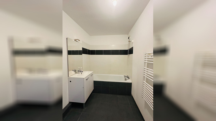 Ma-Cabane - Vente Appartement MARSEILLE 15, 53 m²