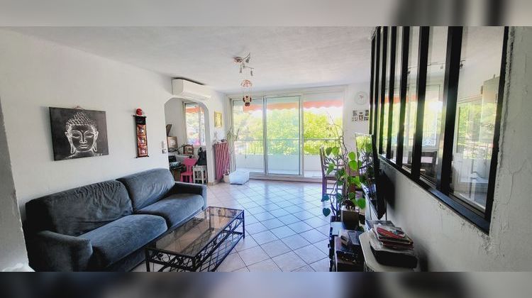 Ma-Cabane - Vente Appartement MARSEILLE 16, 94 m²