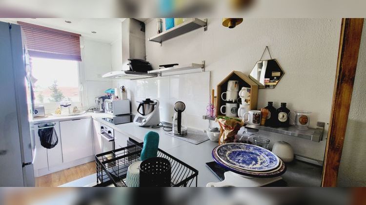 Ma-Cabane - Vente Appartement MARSEILLE 16, 63 m²