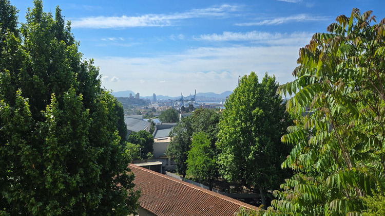 Ma-Cabane - Vente Appartement MARSEILLE 16, 70 m²