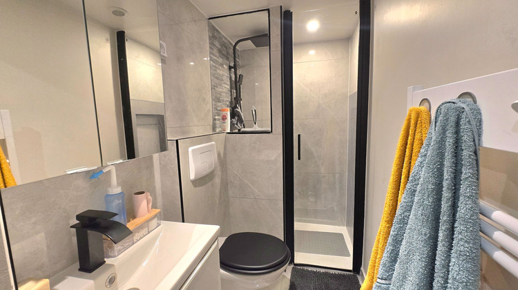 Ma-Cabane - Vente Appartement MARSEILLE 16, 54 m²