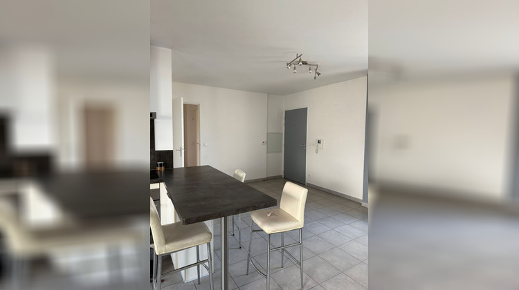 Ma-Cabane - Vente Appartement MARSEILLE 3, 69 m²