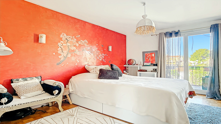 Ma-Cabane - Vente Appartement MARSEILLE 4, 76 m²