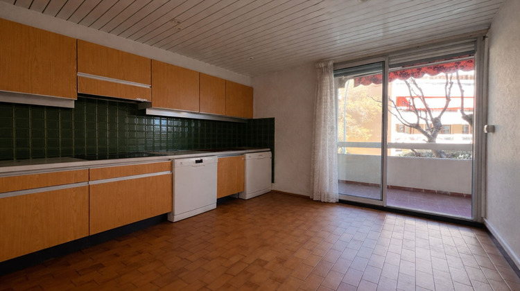 Ma-Cabane - Vente Appartement MARSEILLE 4EME, 83 m²