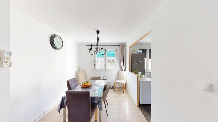 Ma-Cabane - Vente Appartement MARSEILLE 5, 67 m²