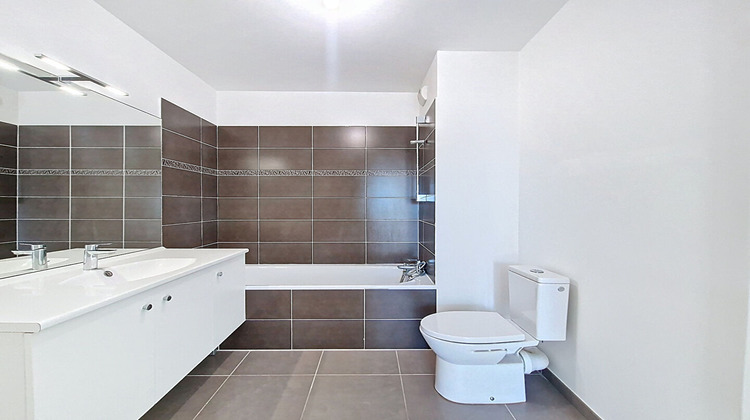 Ma-Cabane - Vente Appartement MARSEILLE 5, 38 m²