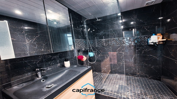 Ma-Cabane - Vente Appartement MARSEILLE 5EME ARRONDISSEMENT, 85 m²