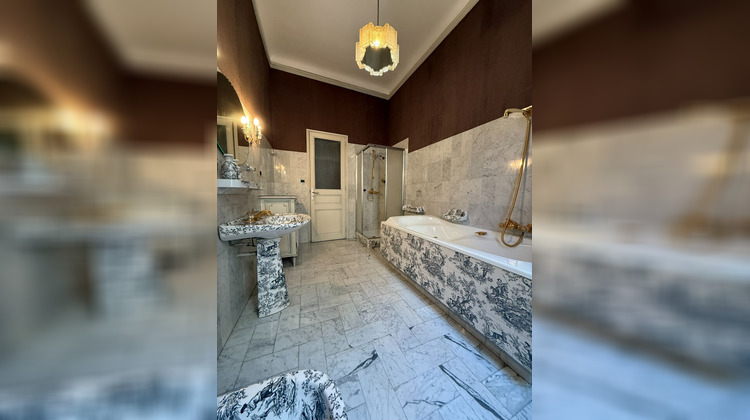 Ma-Cabane - Vente Appartement MARSEILLE 6, 179 m²