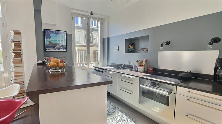 Ma-Cabane - Vente Appartement MARSEILLE 6, 154 m²