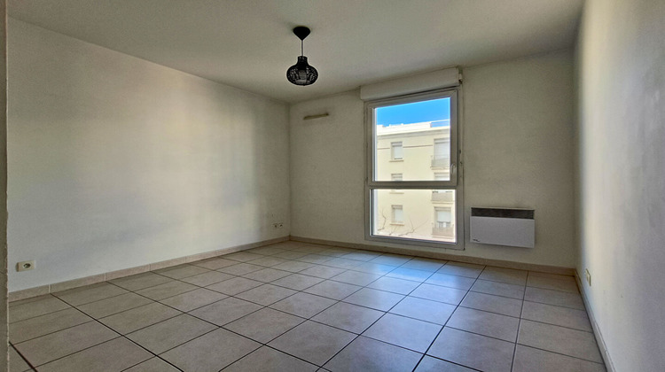 Ma-Cabane - Vente Appartement MARSEILLE 7, 57 m²