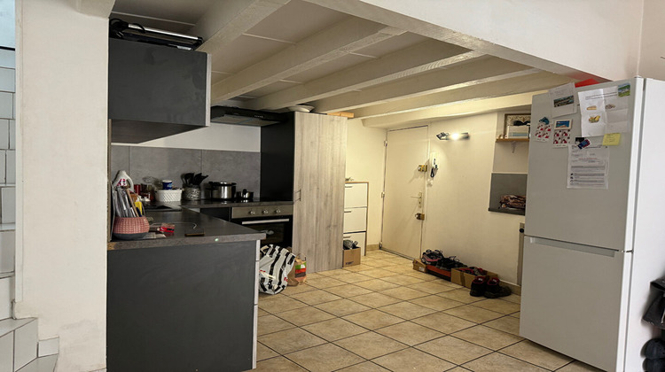 Ma-Cabane - Vente Appartement MARSEILLE 8, 80 m²