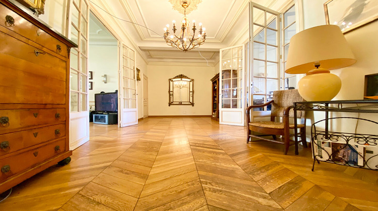 Ma-Cabane - Vente Appartement MARSEILLE 8, 187 m²