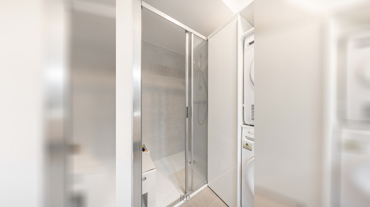 Ma-Cabane - Vente Appartement MARSEILLE 8, 55 m²