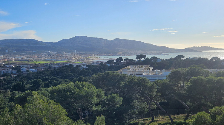 Ma-Cabane - Vente Appartement MARSEILLE 8, 77 m²