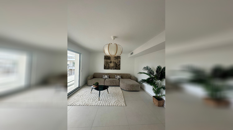 Ma-Cabane - Vente Appartement MARSEILLE 8, 150 m²