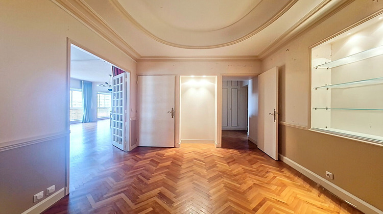 Ma-Cabane - Vente Appartement MARSEILLE 8, 164 m²