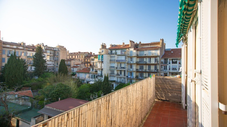 Ma-Cabane - Vente Appartement MARSEILLE 8EME ARRONDISSEMENT, 64 m²