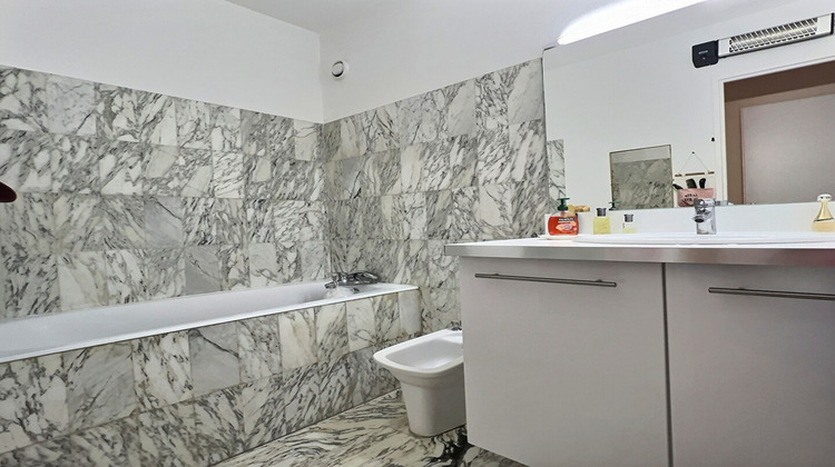 Ma-Cabane - Vente Appartement MARSEILLE 9, 67 m²