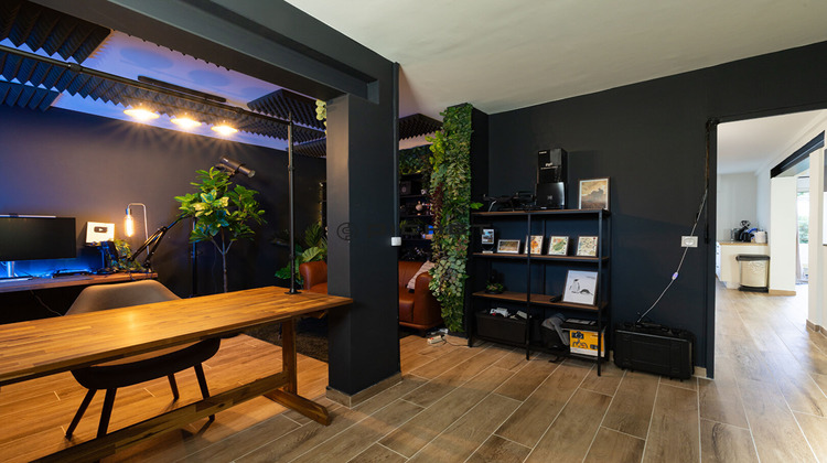 Ma-Cabane - Vente Appartement MARSEILLE 9, 95 m²