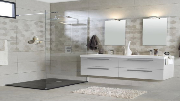 Ma-Cabane - Vente Appartement MARSEILLE 9, 84 m²