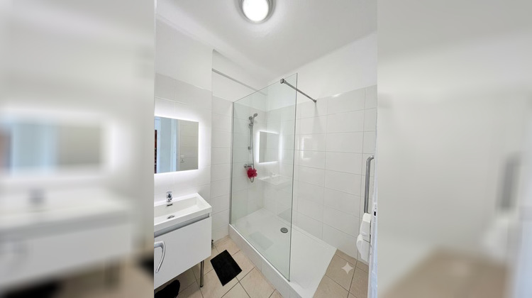Ma-Cabane - Vente Appartement MARSEILLE 9EME, 65 m²