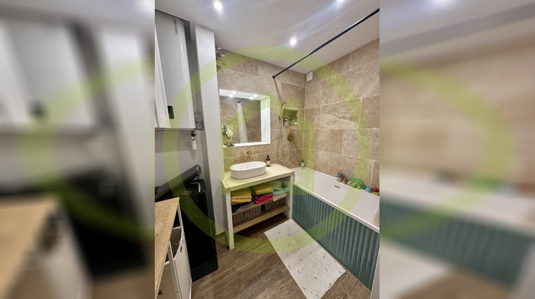 Ma-Cabane - Vente Appartement MARSEILLE 9EME ARRONDISSEMENT, 85 m²