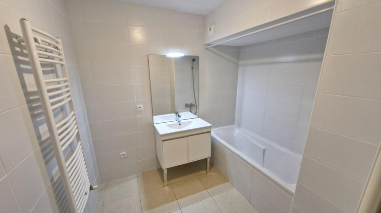 Ma-Cabane - Vente Appartement MARTIGUES, 67 m²