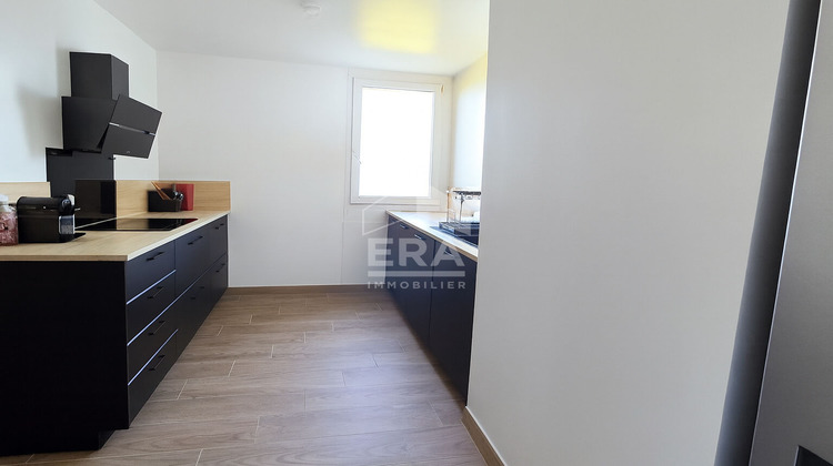 Ma-Cabane - Vente Appartement MARTIGUES, 75 m²