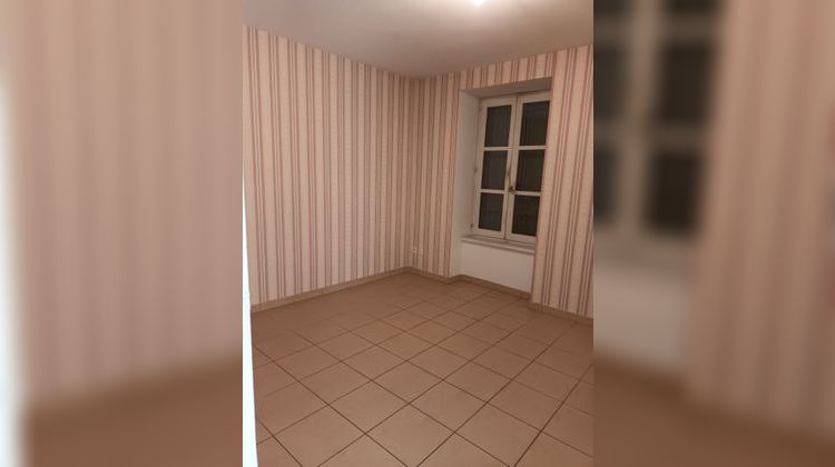 Ma-Cabane - Vente Appartement MARVEJOLS, 64 m²