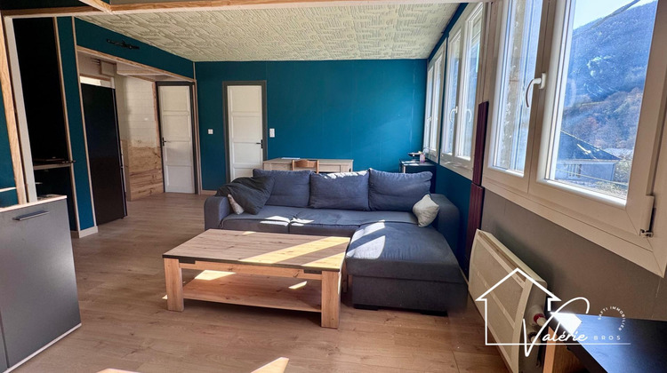 Ma-Cabane - Vente Appartement Massiac, 79 m²