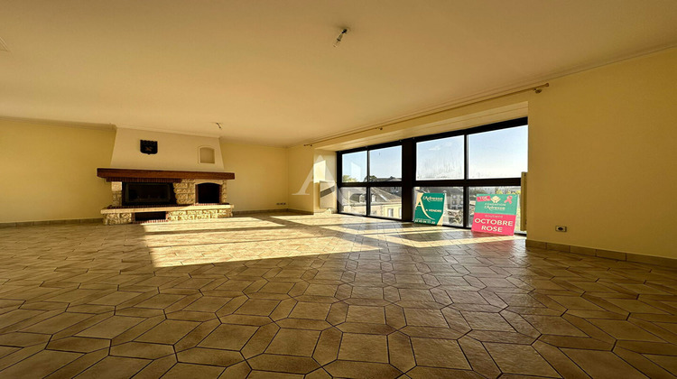 Ma-Cabane - Vente Appartement MAYENNE, 179 m²