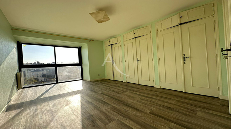 Ma-Cabane - Vente Appartement MAYENNE, 179 m²