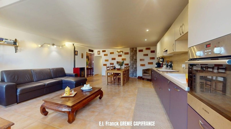 Ma-Cabane - Vente Appartement MAZAUGUES, 128 m²