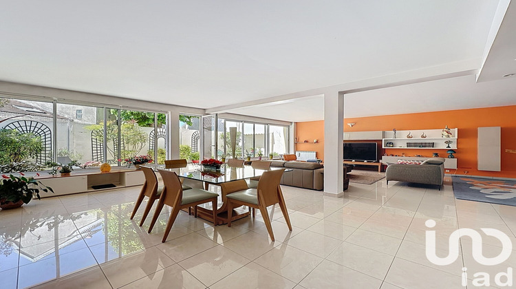 Ma-Cabane - Vente Appartement Melun, 210 m²