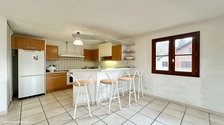 Ma-Cabane - Vente Appartement MENTHON-SAINT-BERNARD, 83 m²