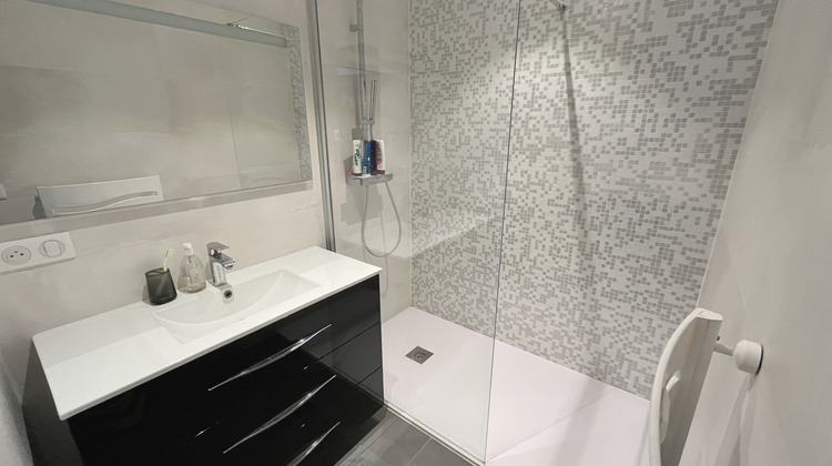 Ma-Cabane - Vente Appartement Menthon-Saint-Bernard, 82 m²