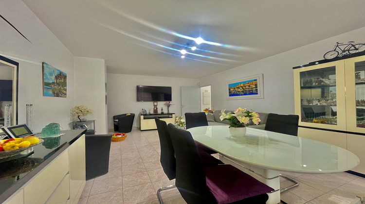 Ma-Cabane - Vente Appartement Menton, 71 m²