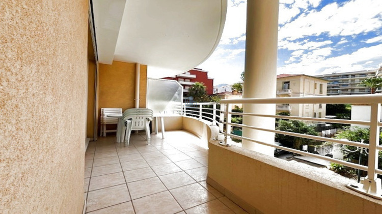 Ma-Cabane - Vente Appartement Menton, 46 m²