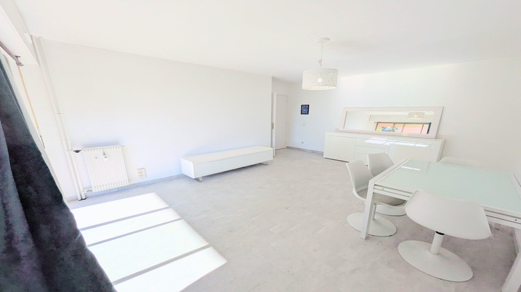 Ma-Cabane - Vente Appartement Menton, 66 m²