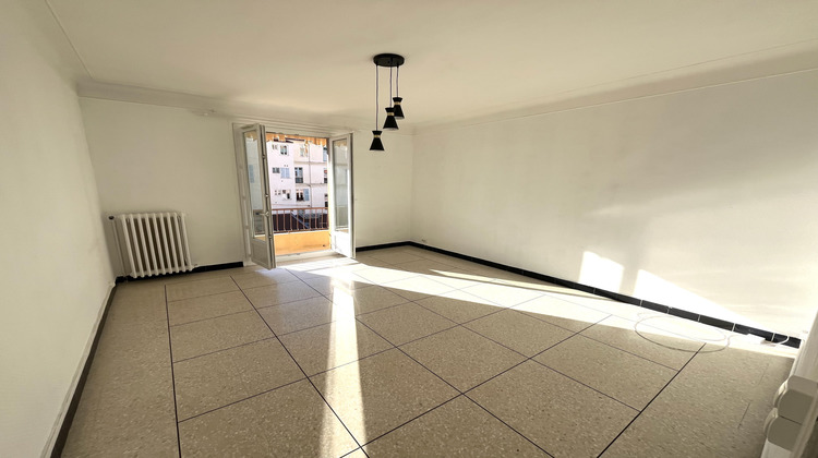 Ma-Cabane - Vente Appartement Menton, 57 m²