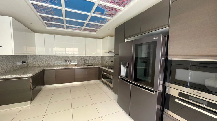 Ma-Cabane - Vente Appartement Menton, 137 m²