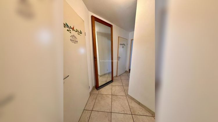 Ma-Cabane - Vente Appartement Méry, 77 m²