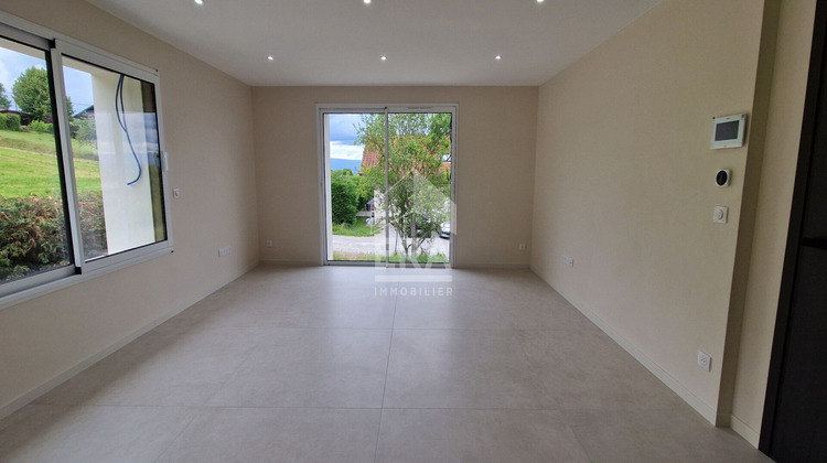 Ma-Cabane - Vente Appartement MESIGNY, 69 m²