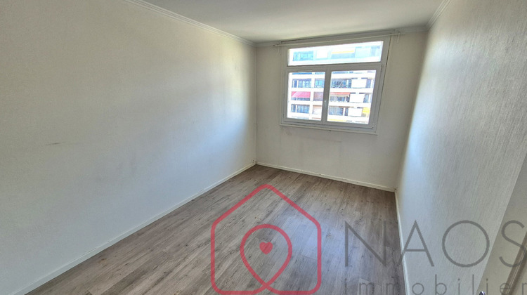 Ma-Cabane - Vente Appartement MEUDON LA FORET, 63 m²
