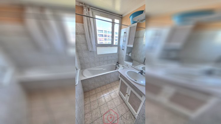 Ma-Cabane - Vente Appartement MEUDON LA FORET, 63 m²